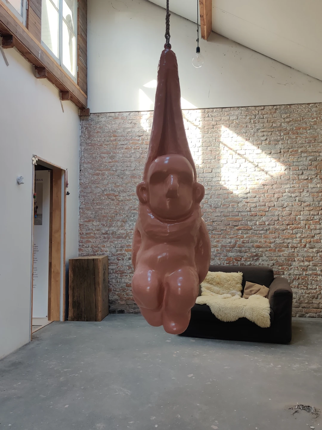 'ONESIE XXL', EPS en polyurea, 130cm hoog